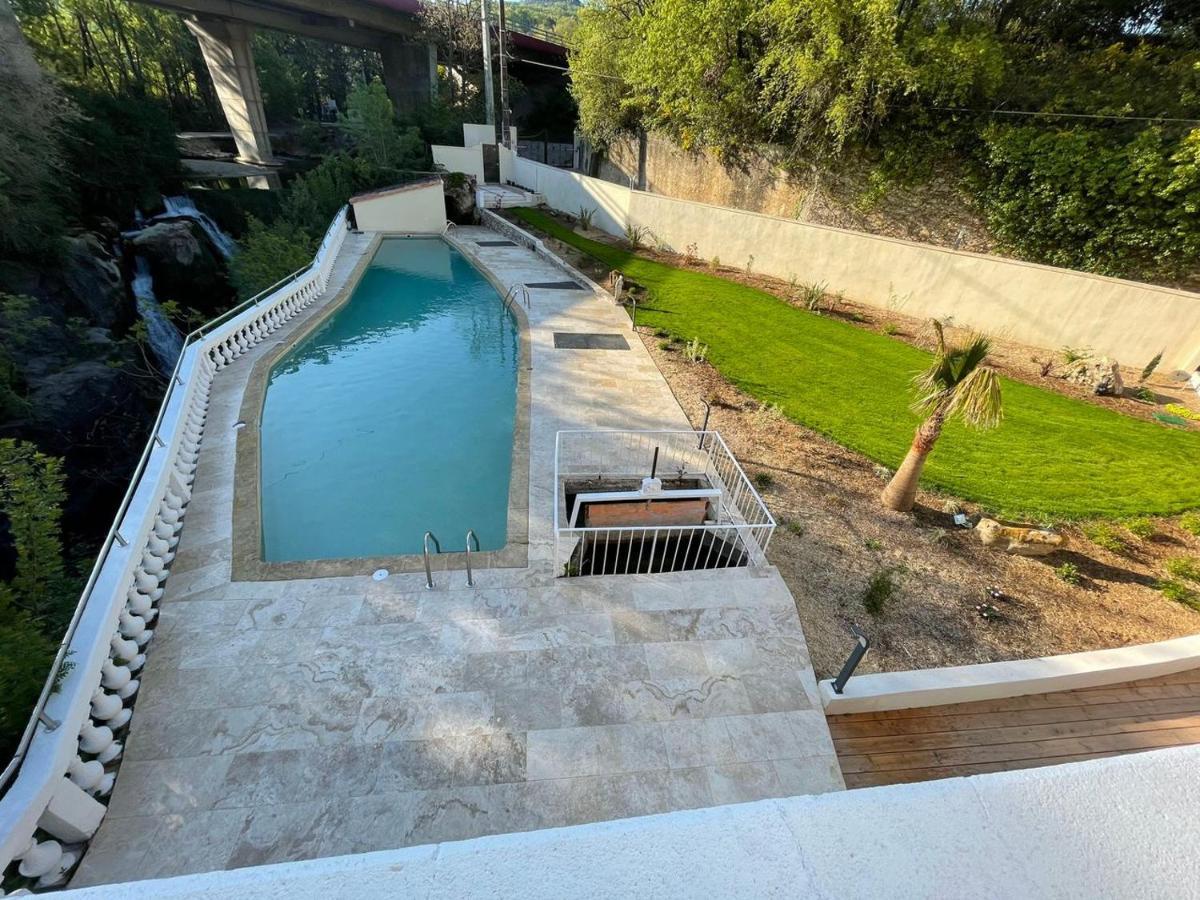 Moulin De L'Oulette Apartment Soubes Bagian luar foto