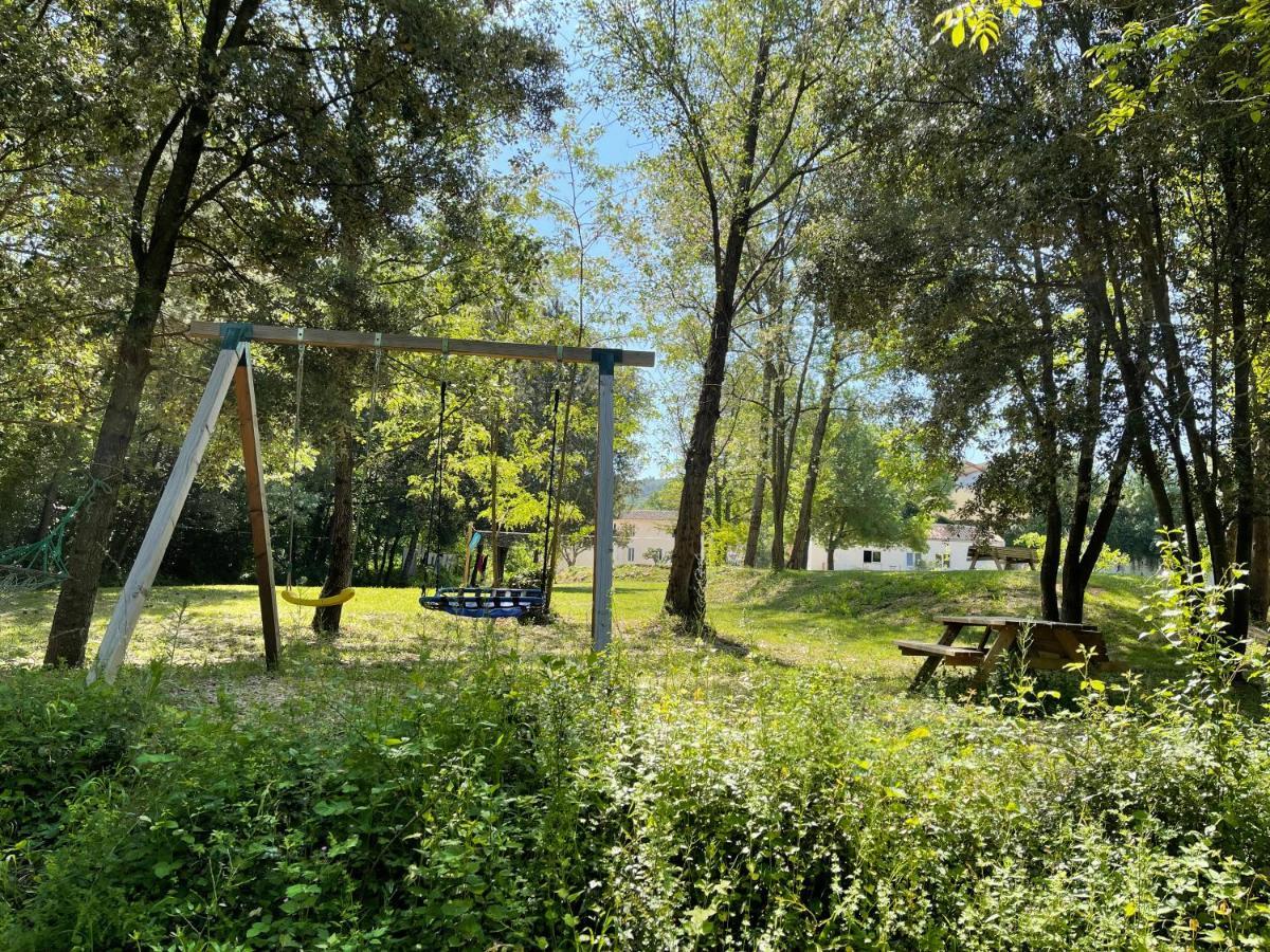Moulin De L'Oulette Apartment Soubes Bagian luar foto