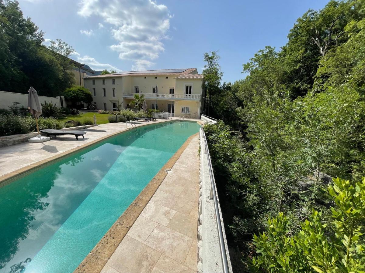 Moulin De L'Oulette Apartment Soubes Bagian luar foto